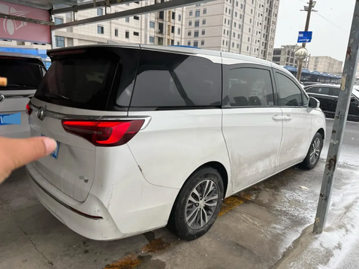2022 Buick GL8 2.0T 237HP L4 9AT,autocango,china used car exporter,china ev exporter,chinese used car exporter,chinese used ev exporter