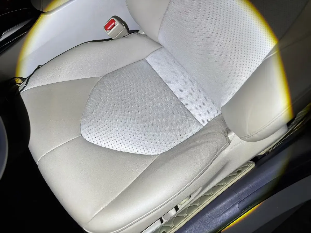 2019 Toyota Camry 2.0L 178HP L4 CVT,autocango,china used car exporter,china ev exporter,chinese used car exporter,chinese used ev exporter