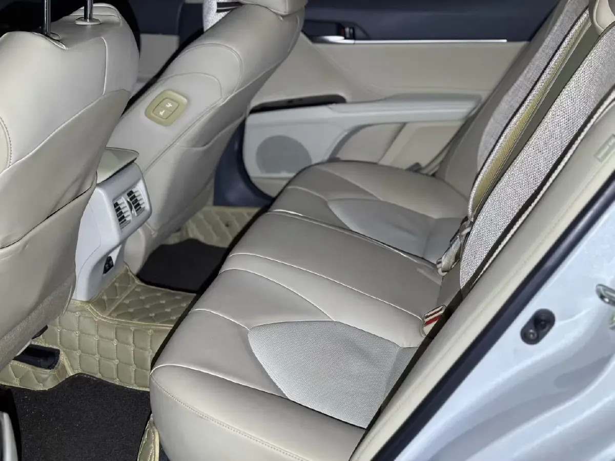 2019 Toyota Camry 2.0L 178HP L4 CVT,autocango,china used car exporter,china ev exporter,chinese used car exporter,chinese used ev exporter