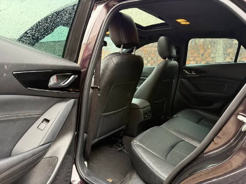 2021 Mazda CX-4 2.0L 158HP L4 6AT,autocango,china used car exporter,china ev exporter,chinese used car exporter,chinese used ev exporter