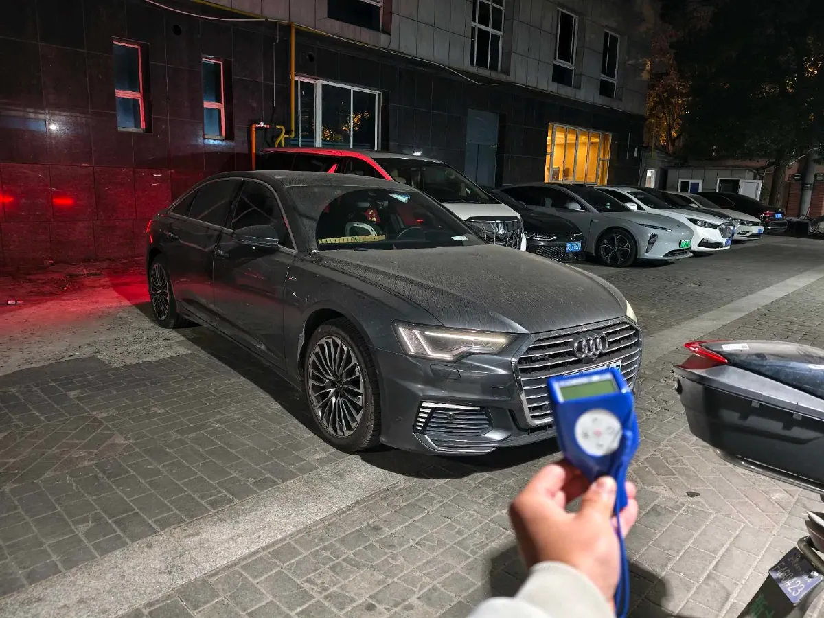 2020 Audi A6L 2.0T 252HP L4 7DCT PHEV 14.1KWH,autocango,china used car exporter,china ev exporter,chinese used car exporter,chinese used ev exporter