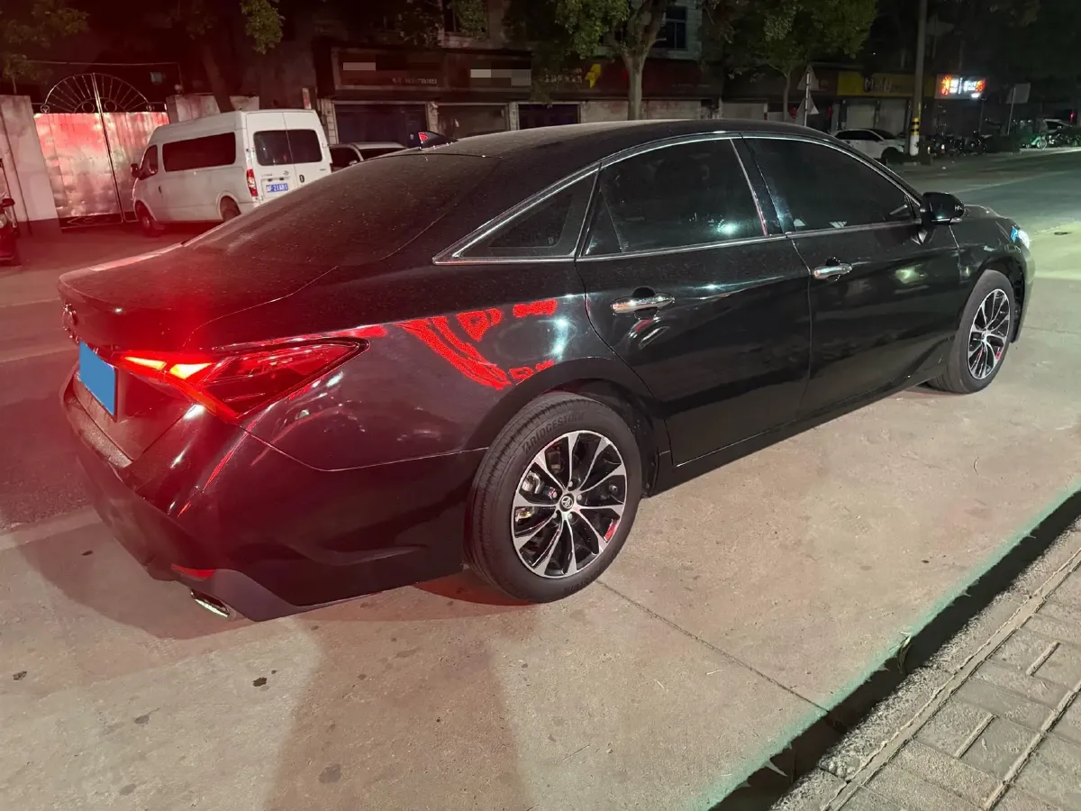 2022 Toyota Avalon 2.0L 178HP L4 CVT,autocango,china used car exporter,china ev exporter,chinese used car exporter,chinese used ev exporter