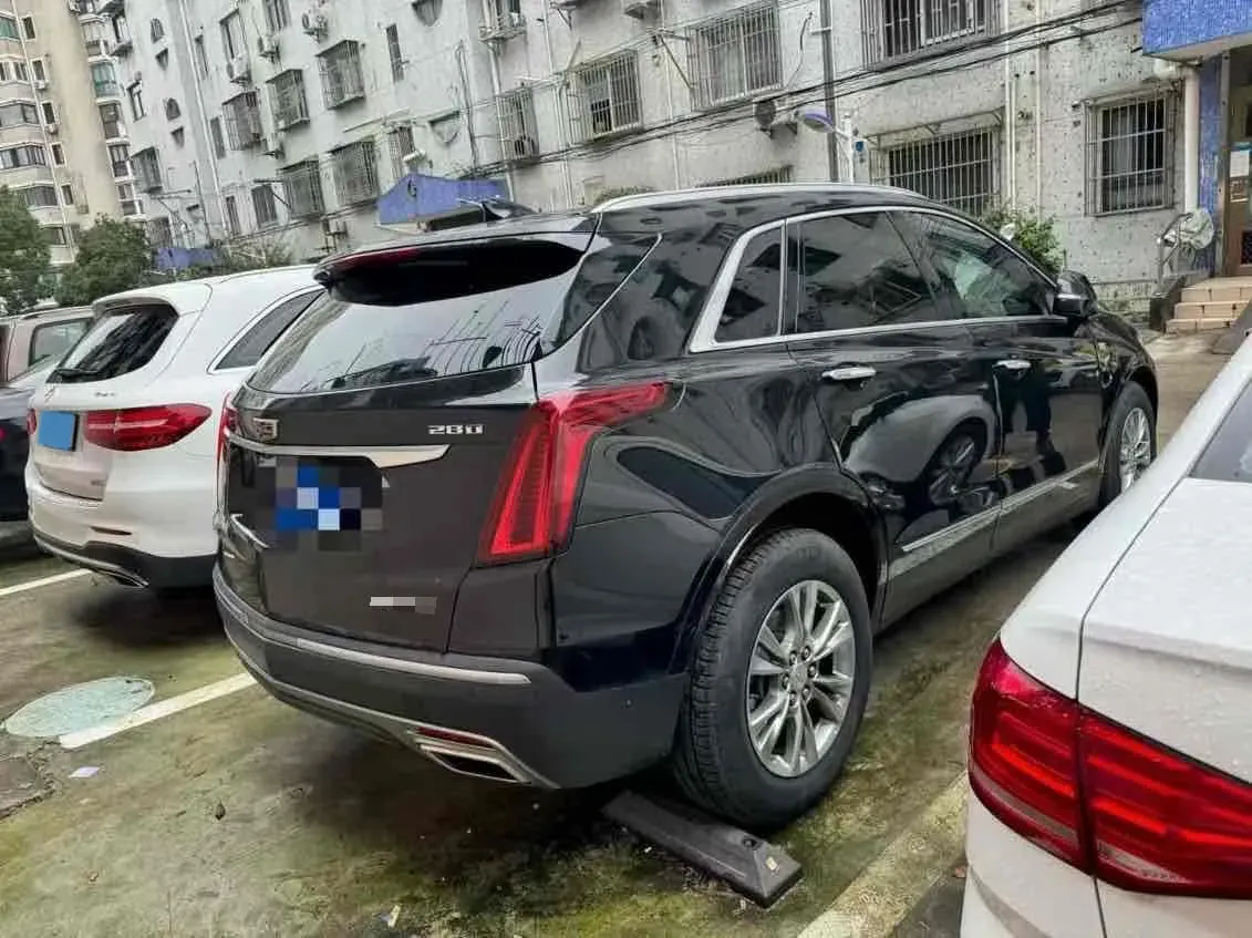 2021 Cadillac XT5 2.0T 237HP L4 9AT,autocango,china used car exporter,china ev exporter,chinese used car exporter,chinese used ev exporter