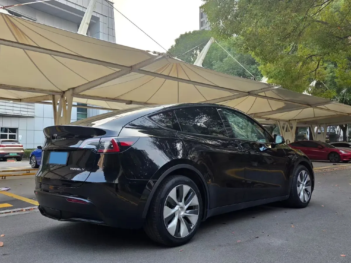 2021 Tesla Model Y BEV 60KWH,autocango,china used car exporter,china ev exporter,chinese used car exporter,chinese used ev exporter