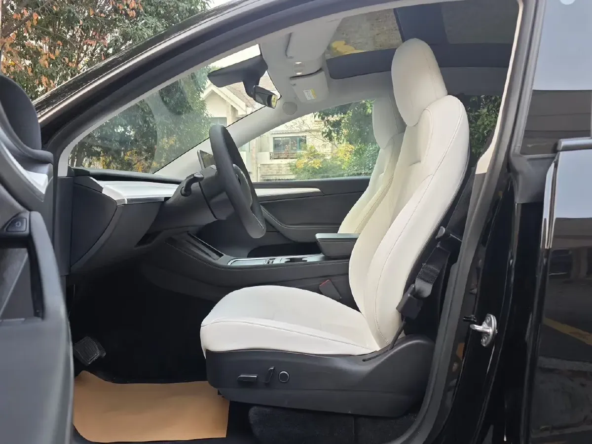 2021 Tesla Model Y BEV 60KWH,autocango,china used car exporter,china ev exporter,chinese used car exporter,chinese used ev exporter