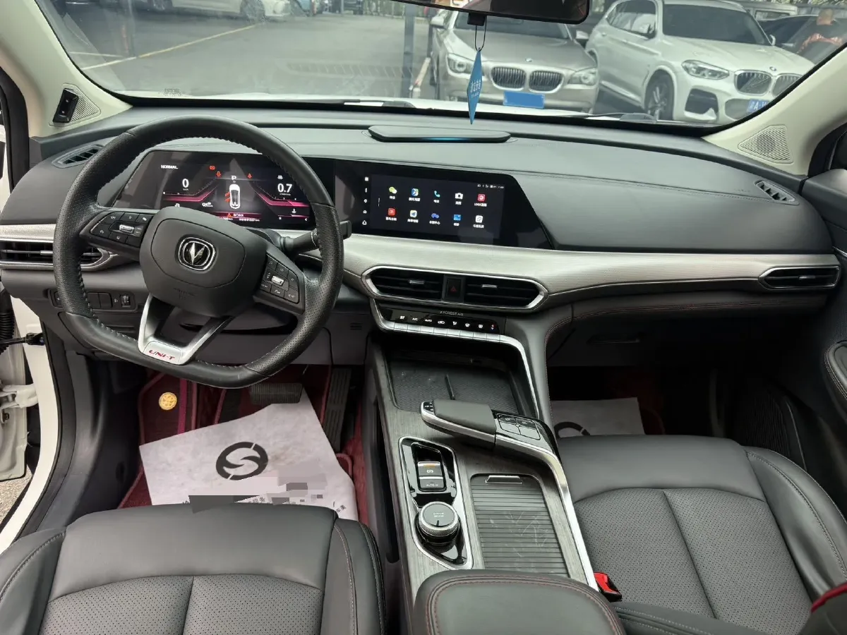 2021 ChangAn UNI-T 1.5T 180HP L4 7DCT,autocango,china used car exporter,china ev exporter,chinese used car exporter,chinese used ev exporter