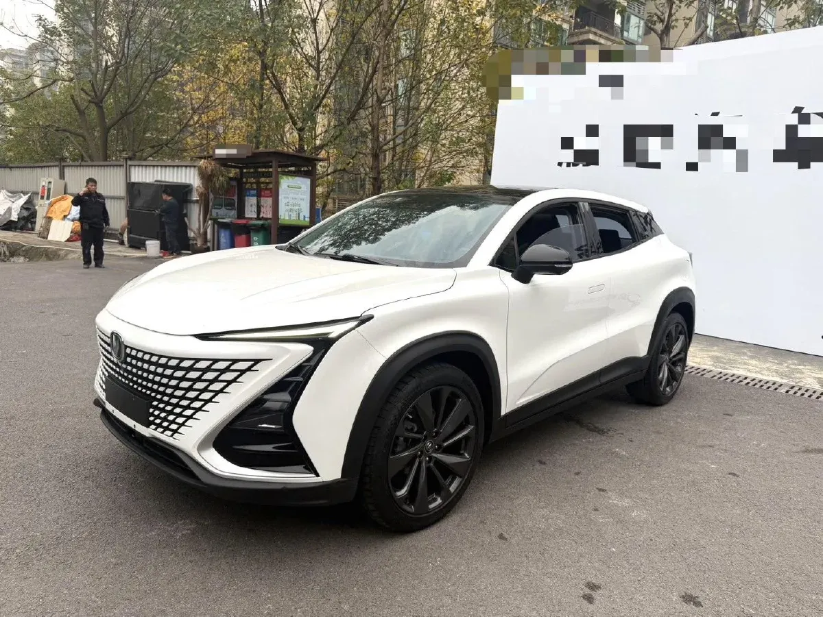 2021 ChangAn UNI-T 1.5T 180HP L4 7DCT,autocango,china used car exporter,china ev exporter,chinese used car exporter,chinese used ev exporter