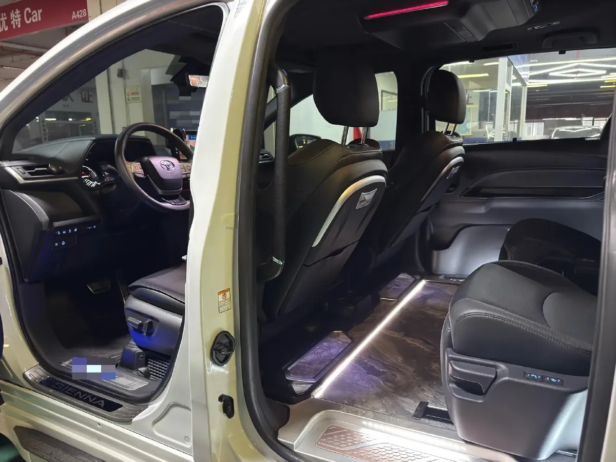 2021 Toyota Sienna 2.5L 192HP L4 E-CVT Hybrid,autocango,china used car exporter,china ev exporter,chinese used car exporter,chinese used ev exporter