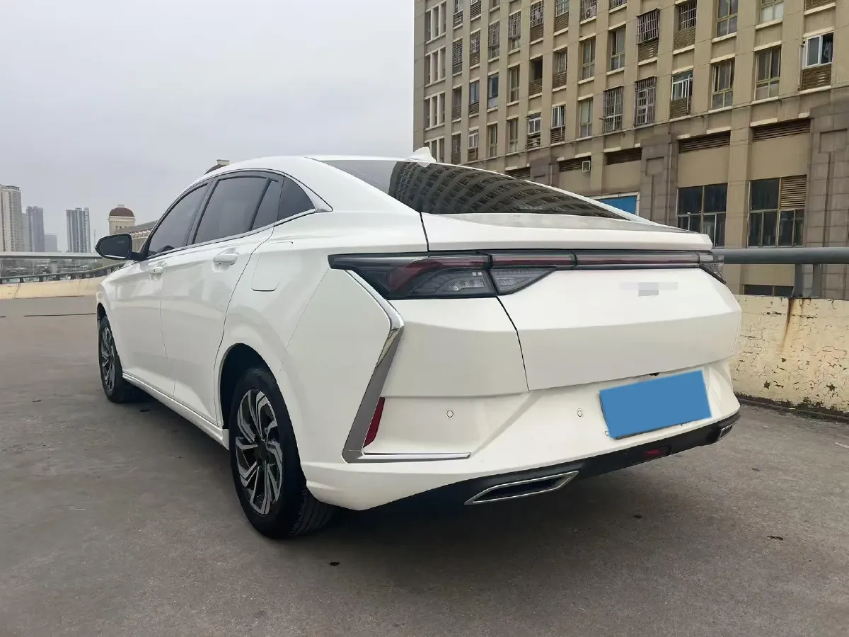 2021 DongFeng Aeolus YiXuan 1.5T 150HP L4 6DCT,autocango,china used car exporter,china ev exporter,chinese used car exporter,chinese used ev exporter