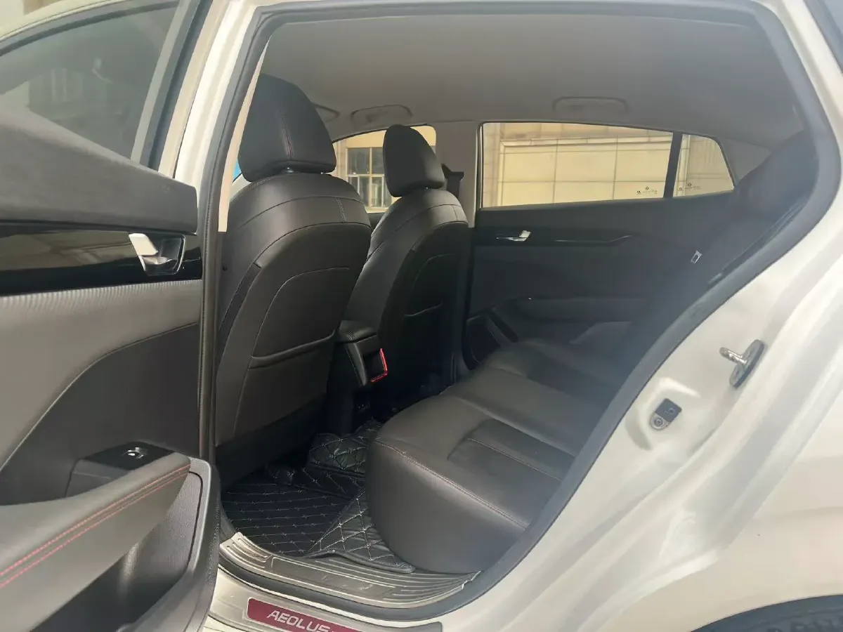 2021 DongFeng Aeolus YiXuan 1.5T 150HP L4 6DCT,autocango,china used car exporter,china ev exporter,chinese used car exporter,chinese used ev exporter