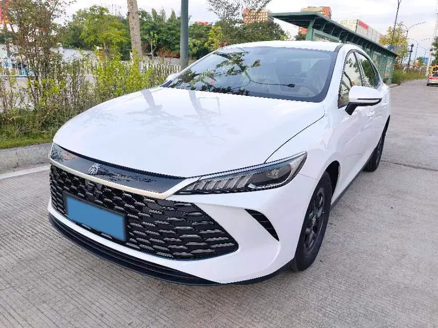 2025 BYD Seal05 DM-i 1.5L 101HP L4 E-CVT PHEV 7.68KWH