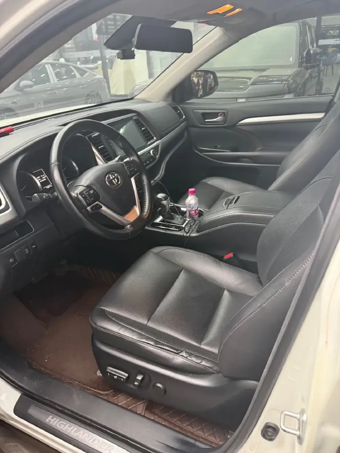 2018 Toyota Highlander 2.0T 220HP L4 6AT,autocango,china used car exporter,china ev exporter,chinese used car exporter,chinese used ev exporter