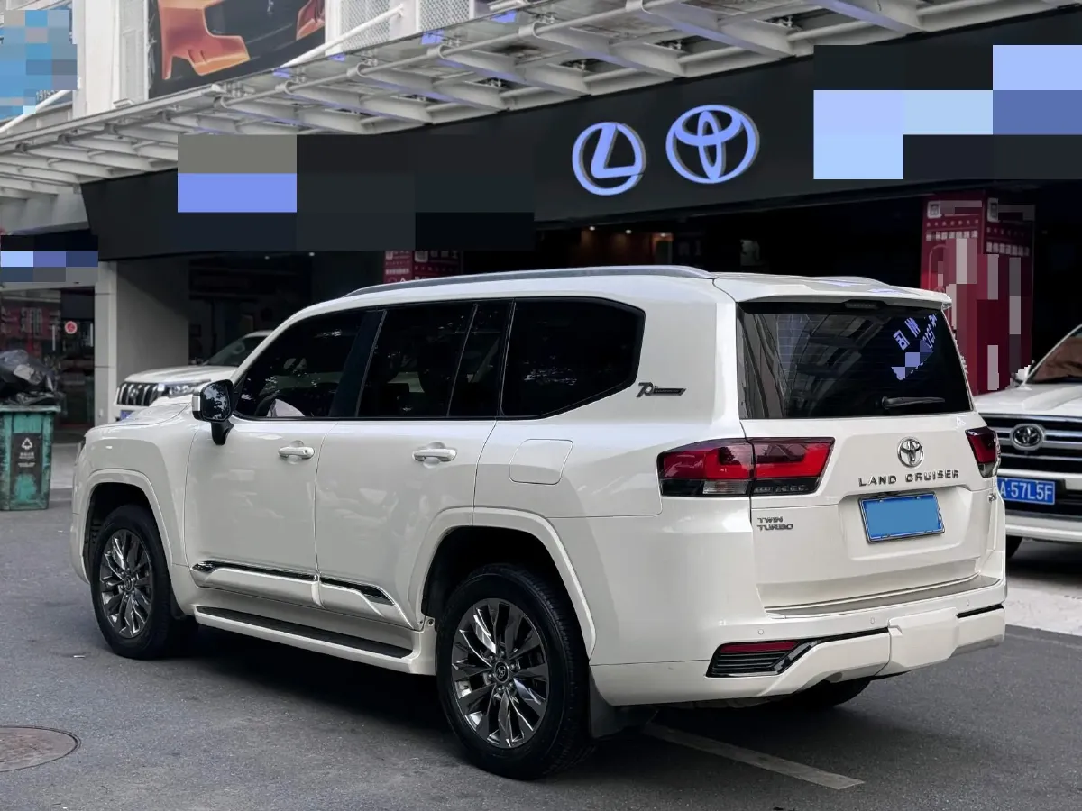 2021 BMW X7 3.0T 340HP L6 8AT,autocango,china used car exporter,china ev exporter,chinese used car exporter,chinese used ev exporter