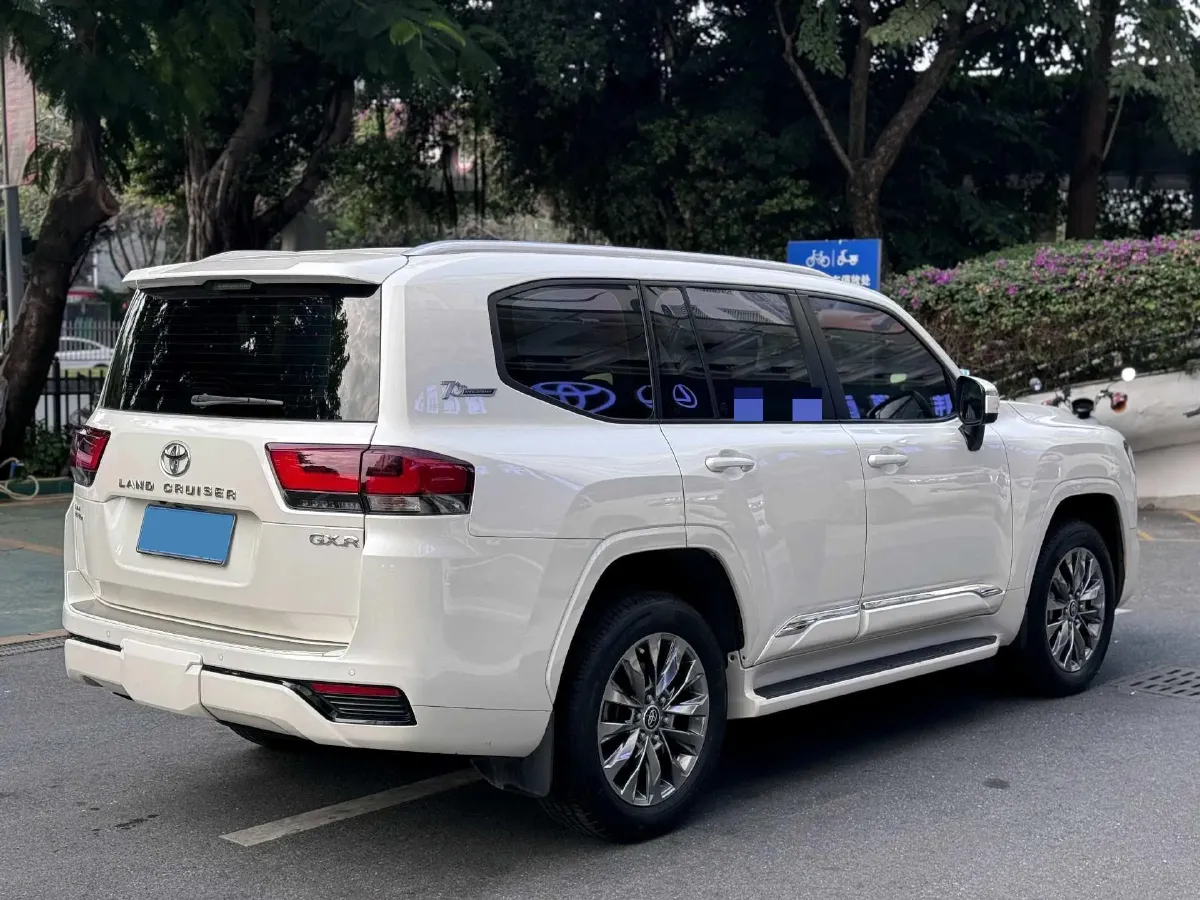 2021 BMW X7 3.0T 340HP L6 8AT,autocango,china used car exporter,china ev exporter,chinese used car exporter,chinese used ev exporter
