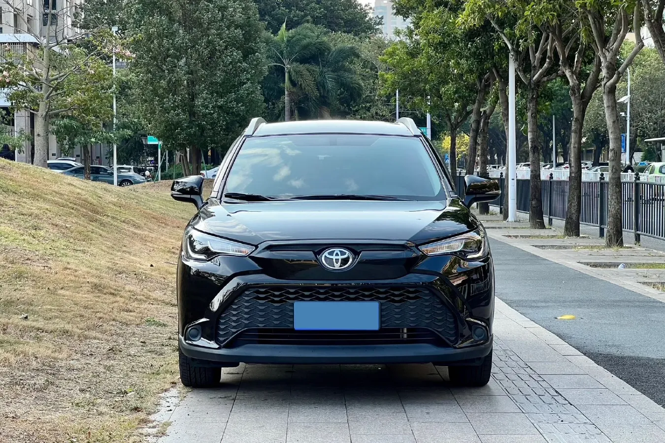 2024 Toyota Frontlander 2.0L 171HP L4 CVT,autocango,china used car exporter,china ev exporter,chinese used car exporter,chinese used ev exporter