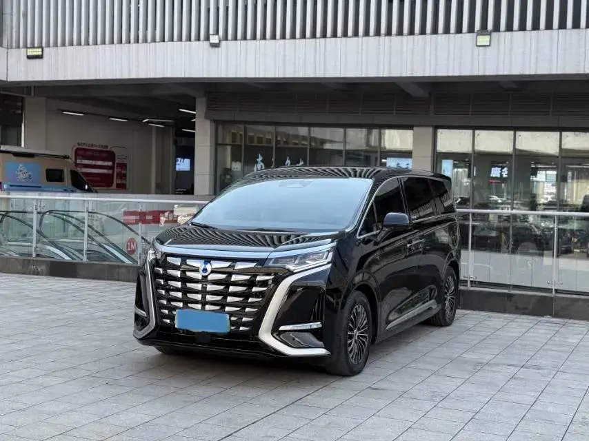 2024 Denza D9 1.5T 139HP L4 E-CVT PHEV 40KWH