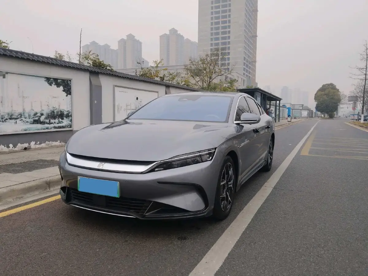 2024 BYD Han BEV 72KWH