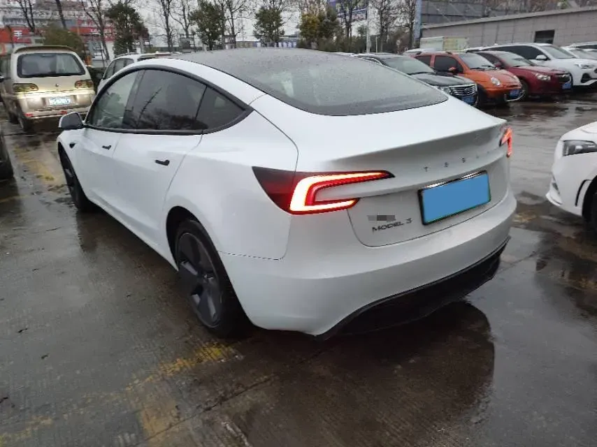 2025 Tesla Model 3 BEV 62.5KWH,autocango,china used car exporter,china ev exporter,chinese used car exporter,chinese used ev exporter