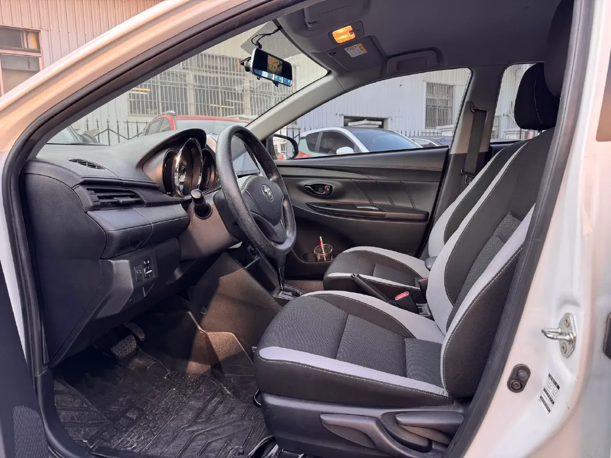 2020 Toyota Yaris L 1.5L 110HP L4 CVT,autocango,china used car exporter,china ev exporter,chinese used car exporter,chinese used ev exporter