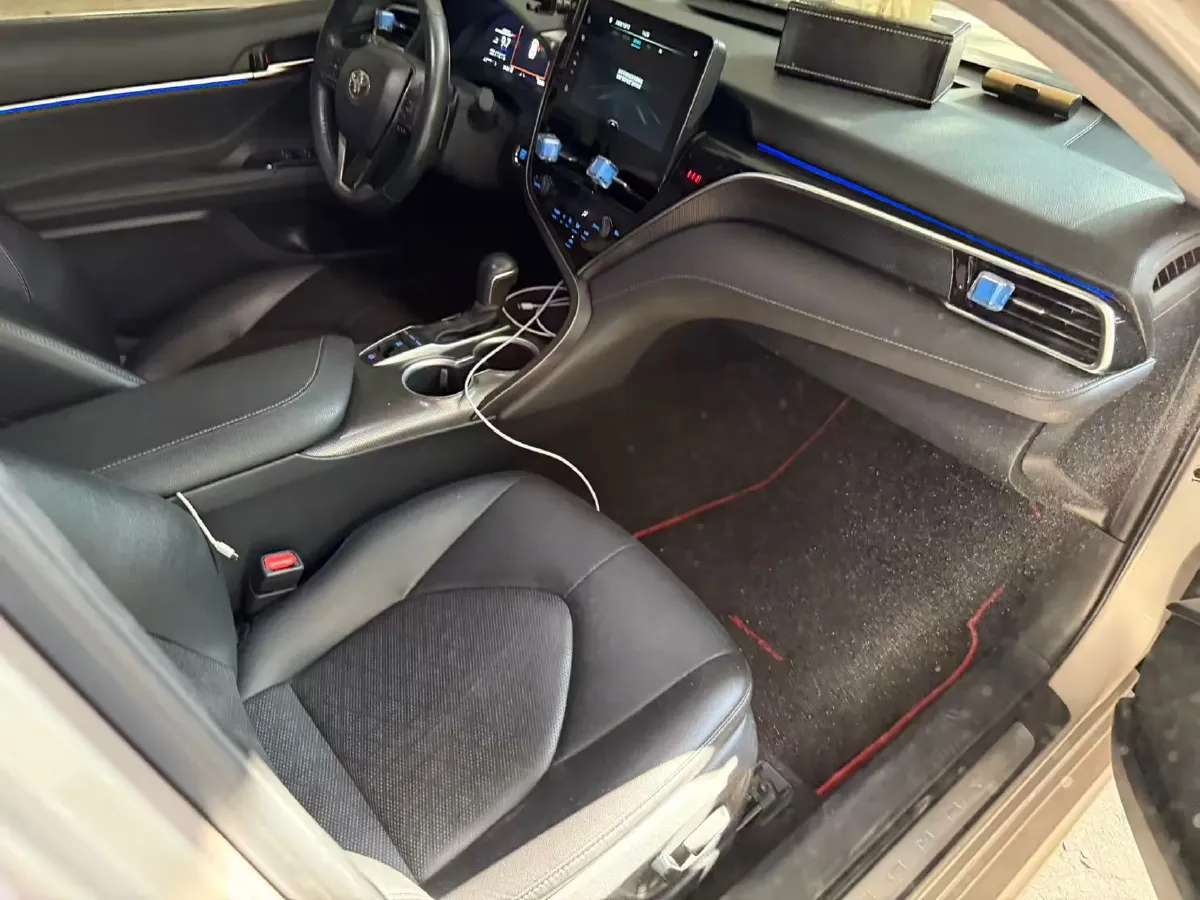 2021 Toyota Camry 2.5L 209HP L4 8AT,autocango,china used car exporter,china ev exporter,chinese used car exporter,chinese used ev exporter