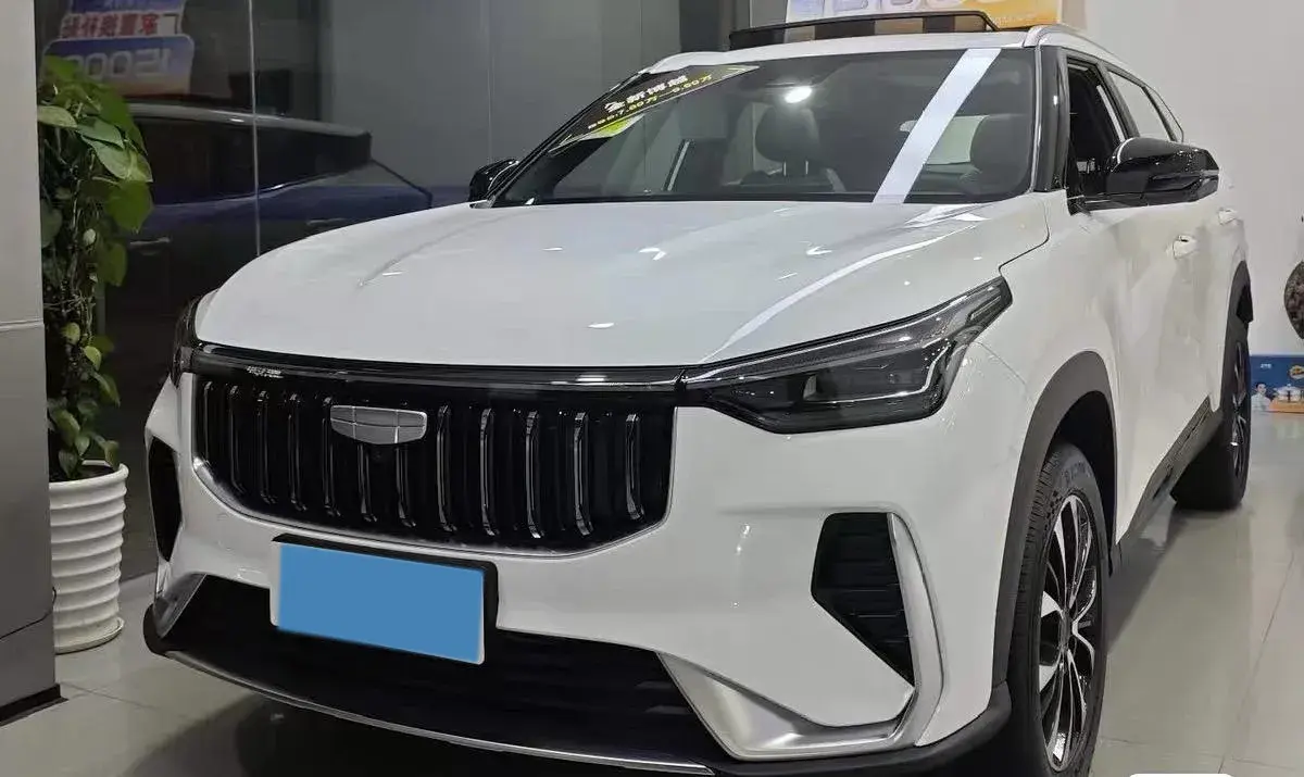 2026 Geely Azkarra 1.5T 181HP L4 7DCT