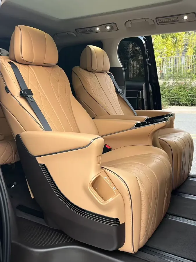 2024 Denza D9 1.5T 139HP L4 E-CVT PHEV 40KWH,autocango,china used car exporter,china ev exporter,chinese used car exporter,chinese used ev exporter