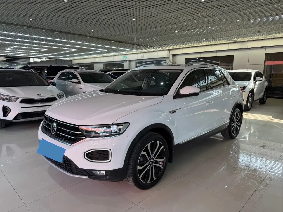 2022 Volkswagen T-Roc 1.4T 150HP L4 7DCT