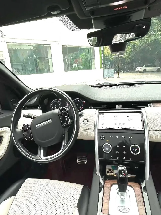 2020 Land Rover Discovery Sport 2.0T 249HP L4 9AT,autocango,china used car exporter,china ev exporter,chinese used car exporter,chinese used ev exporter