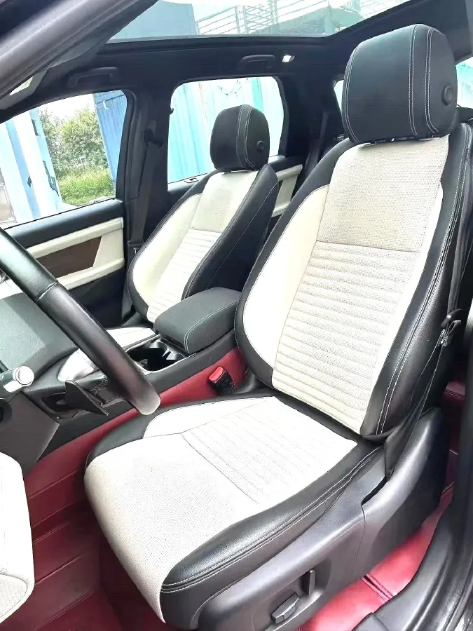 2020 Land Rover Discovery Sport 2.0T 249HP L4 9AT,autocango,china used car exporter,china ev exporter,chinese used car exporter,chinese used ev exporter