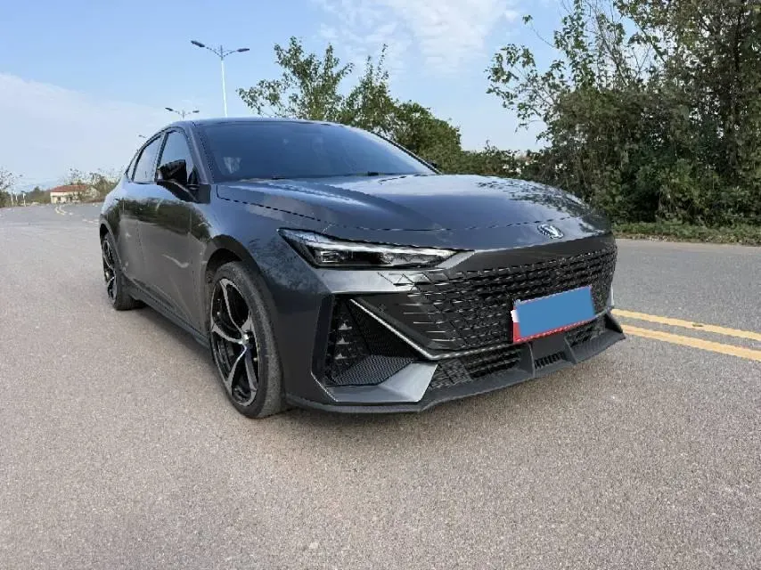 2022 ChangAn UNI-V 1.5T 188HP L4 7DCT,autocango,china used car exporter,china ev exporter,chinese used car exporter,chinese used ev exporter