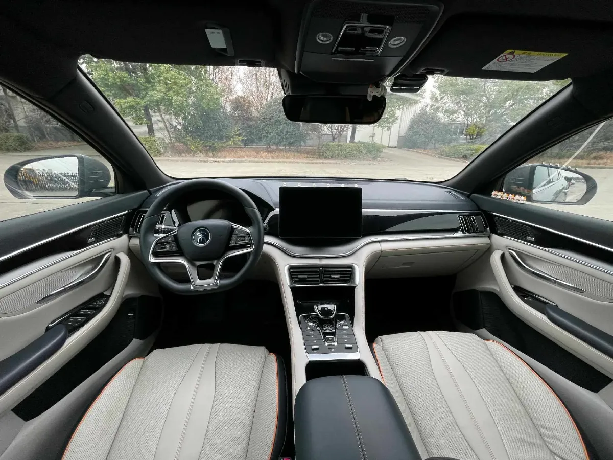 2022 Geely JiaJi 1.5T 177HP L3 7DCT PHEV 15.5KWH,autocango,china used car exporter,china ev exporter,chinese used car exporter,chinese used ev exporter