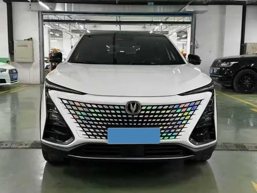 2022 ChangAn UNI-T 1.5T 188HP L4 7DCT,autocango,china used car exporter,china ev exporter,chinese used car exporter,chinese used ev exporter