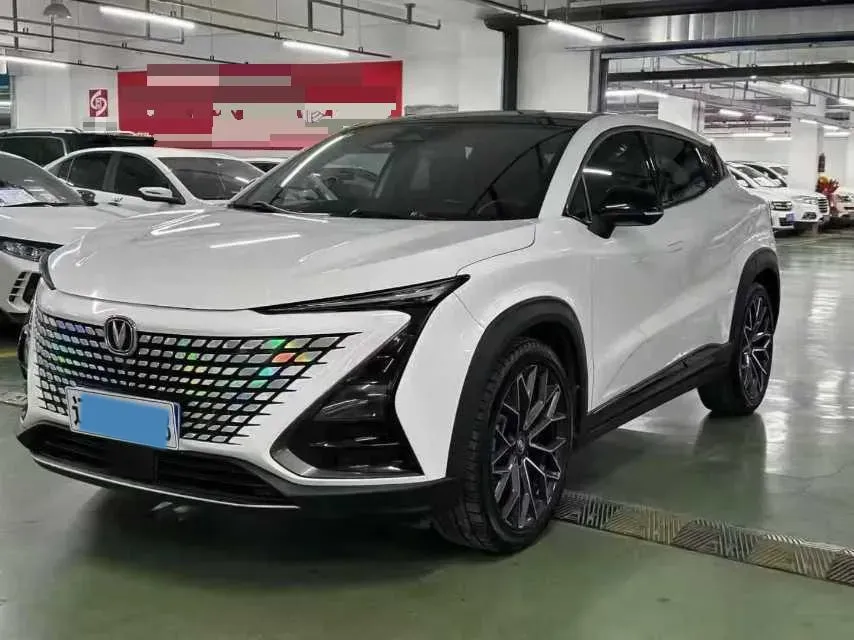 2022 ChangAn UNI-T 1.5T 188HP L4 7DCT,autocango,china used car exporter,china ev exporter,chinese used car exporter,chinese used ev exporter