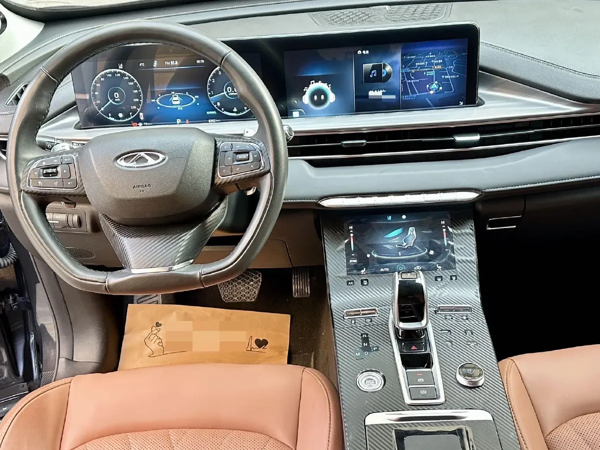 2021 Chery Tiggo 8 Plus 1.6T 197HP L4 7DCT,autocango,china used car exporter,china ev exporter,chinese used car exporter,chinese used ev exporter