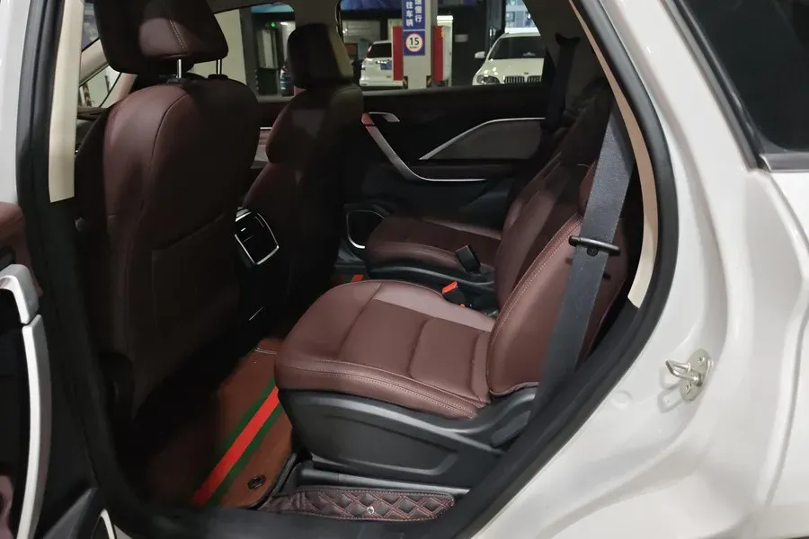 2021 Geely JiaJi 1.8T 184HP L4 7DCT,autocango,china used car exporter,china ev exporter,chinese used car exporter,chinese used ev exporter