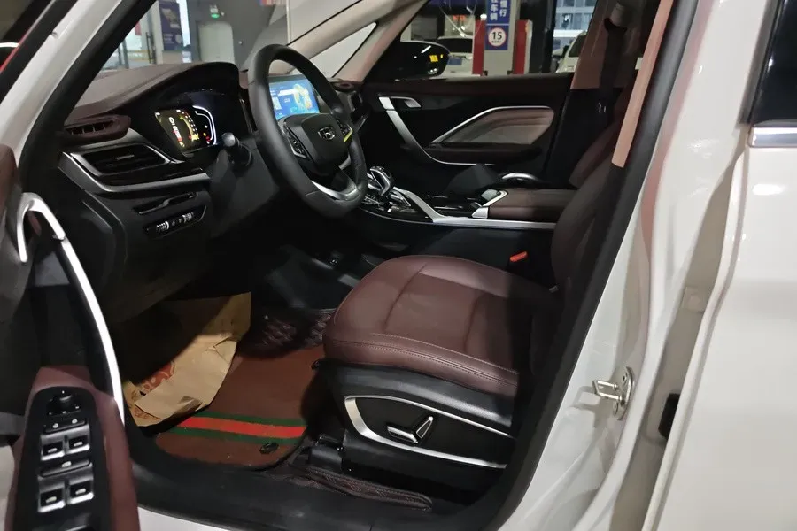 2021 Geely JiaJi 1.8T 184HP L4 7DCT,autocango,china used car exporter,china ev exporter,chinese used car exporter,chinese used ev exporter