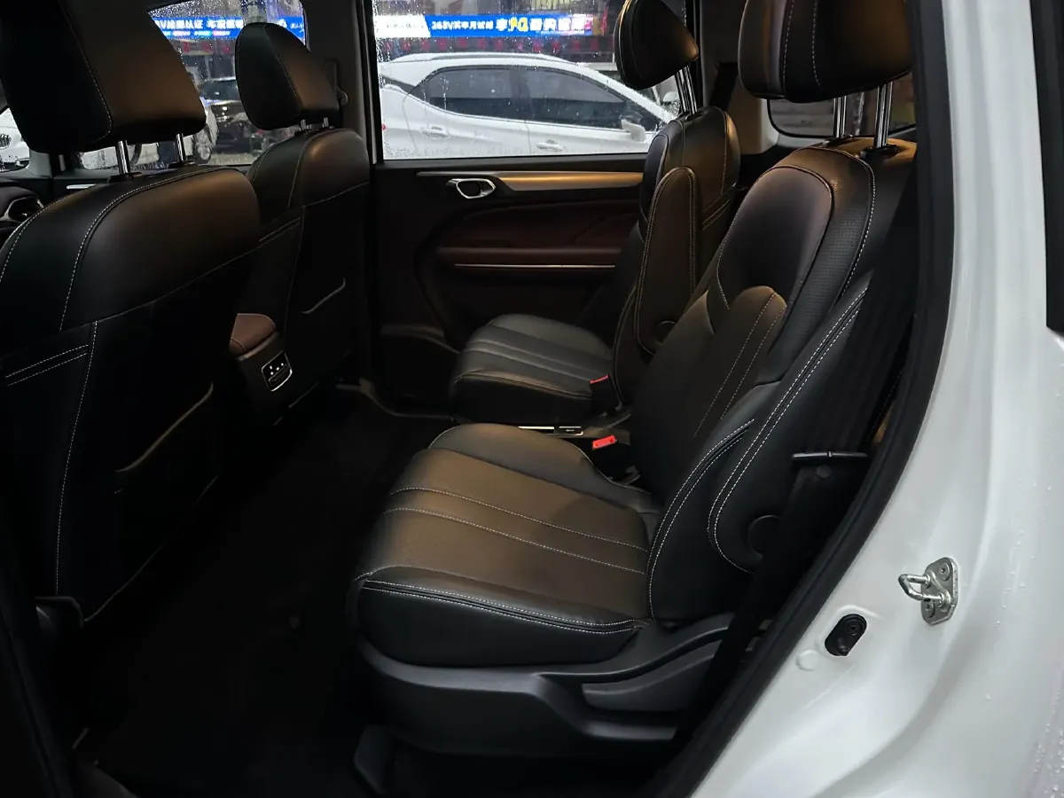 2021 GAC Trumpchi M6 1.5T 169HP L4 7DCT,autocango,china used car exporter,china ev exporter,chinese used car exporter,chinese used ev exporter