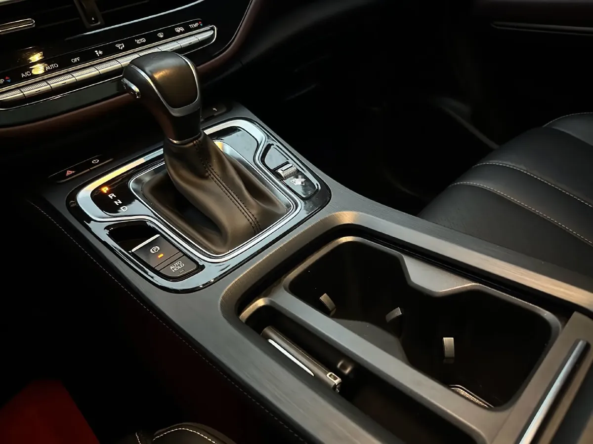 2021 GAC Trumpchi M6 1.5T 169HP L4 7DCT,autocango,china used car exporter,china ev exporter,chinese used car exporter,chinese used ev exporter