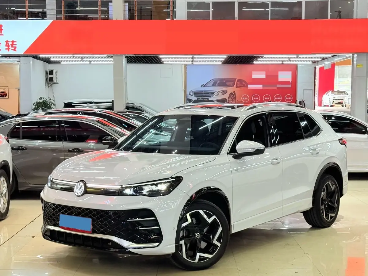 2024 Volkswagen Tiguan L 2.0T 186HP L4 7DCT