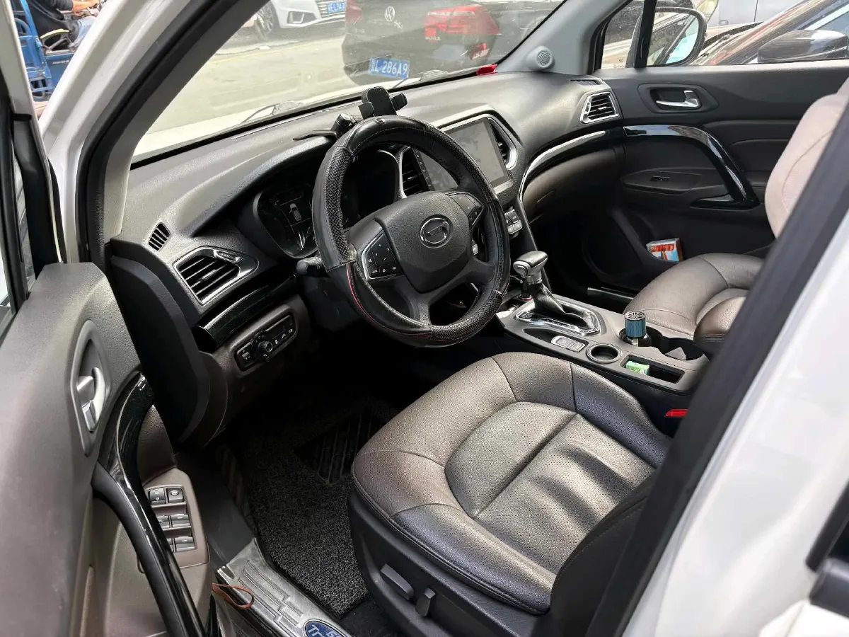 2017 GAC Trumpchi GS4 1.5T 152HP L4 6AT,autocango,china used car exporter,china ev exporter,chinese used car exporter,chinese used ev exporter