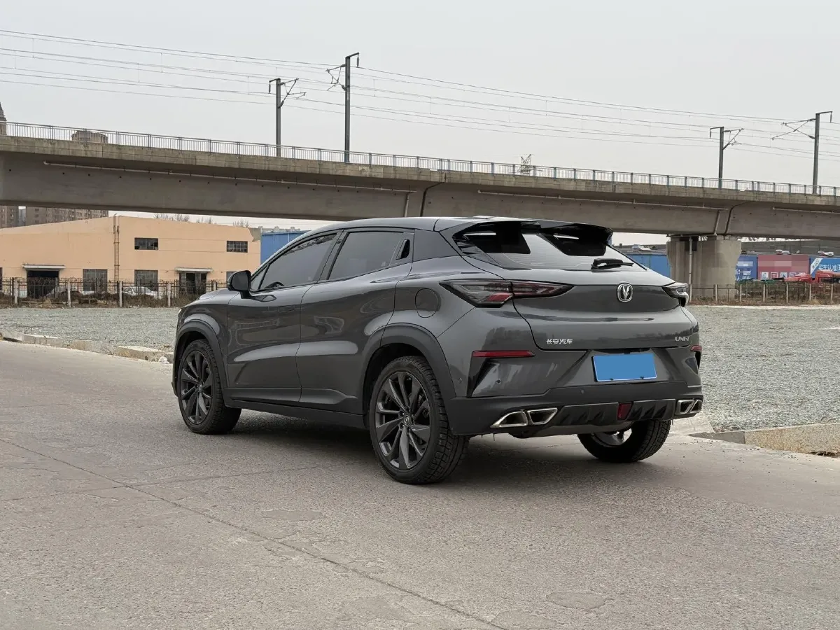 2021 ChangAn UNI-T 1.5T 180HP L4 7DCT,autocango,china used car exporter,china ev exporter,chinese used car exporter,chinese used ev exporter