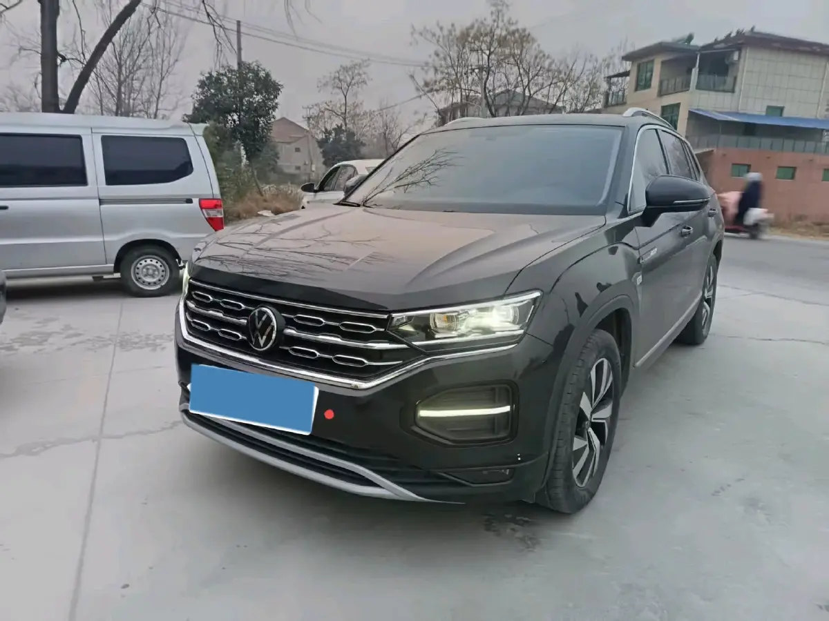 2022 Volkswagen Tayron 2.0T 186HP L4 7DCT