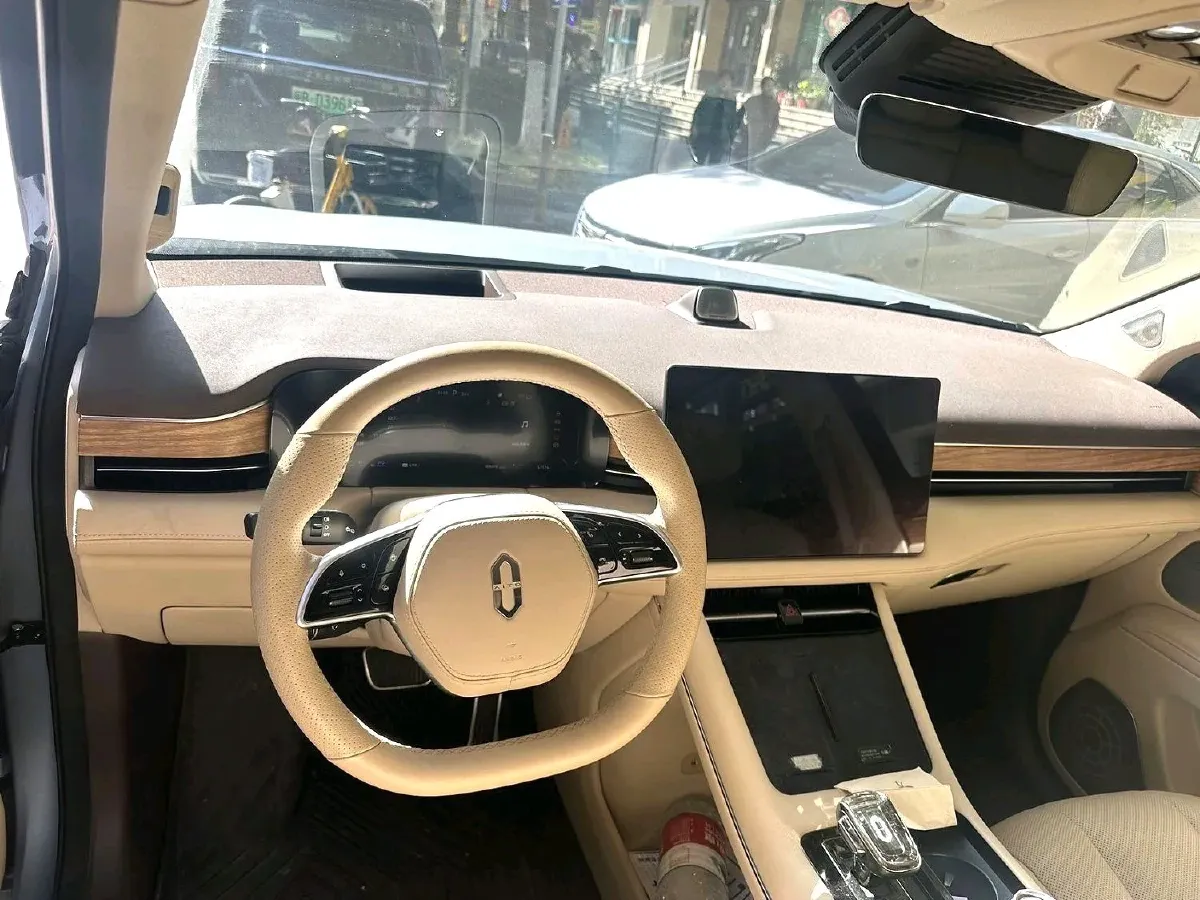 2024 Ford Transit 2.0T 143HP L4 9AT,autocango,china used car exporter,china ev exporter,chinese used car exporter,chinese used ev exporter