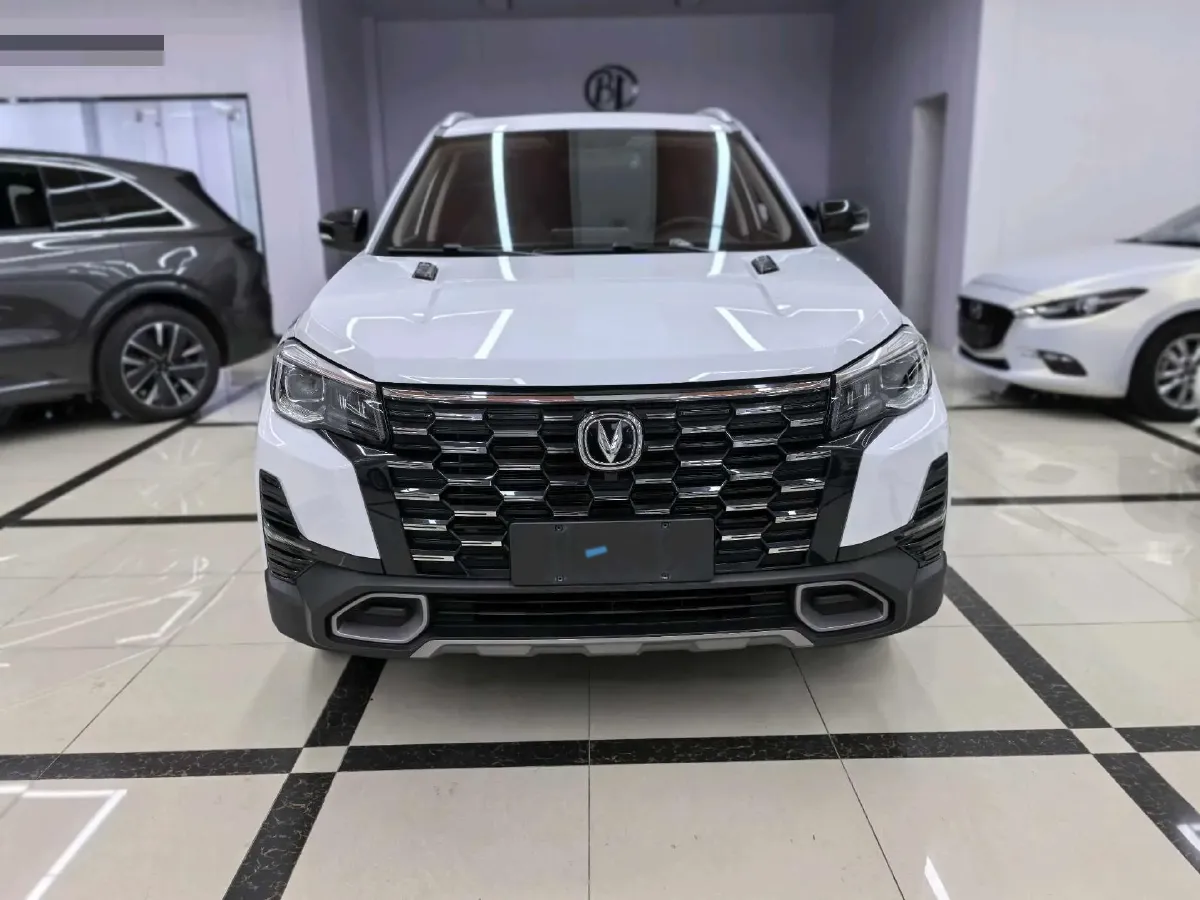 2024 ChangAn CS75 1.5T 188HP L4 7DCT,autocango,china used car exporter,china ev exporter,chinese used car exporter,chinese used ev exporter