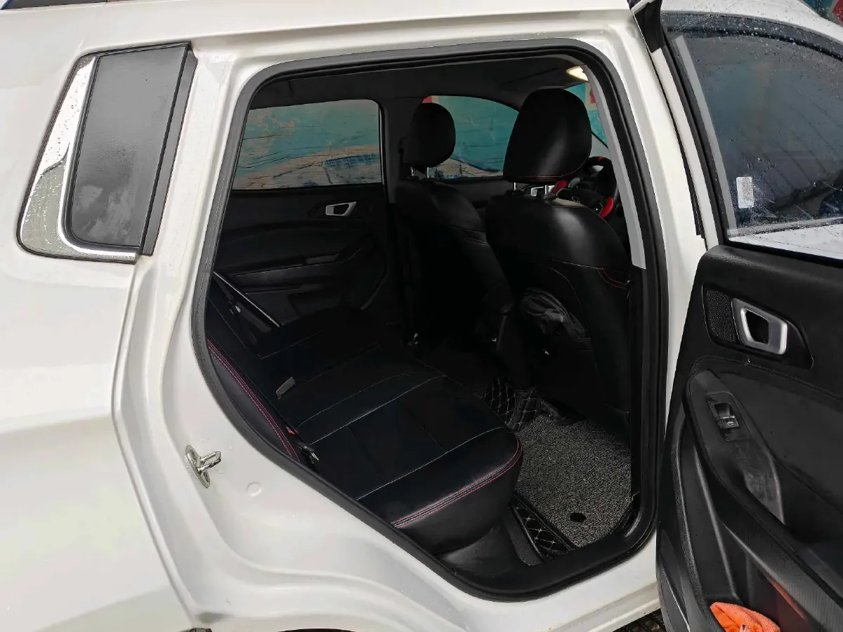 2017 Chery Tiggo 5x 1.5T 147HP L4 6MT,autocango,china used car exporter,china ev exporter,chinese used car exporter,chinese used ev exporter