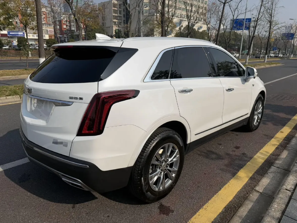 2021 Cadillac XT5 2.0T 237HP L4 9AT,autocango,china used car exporter,china ev exporter,chinese used car exporter,chinese used ev exporter