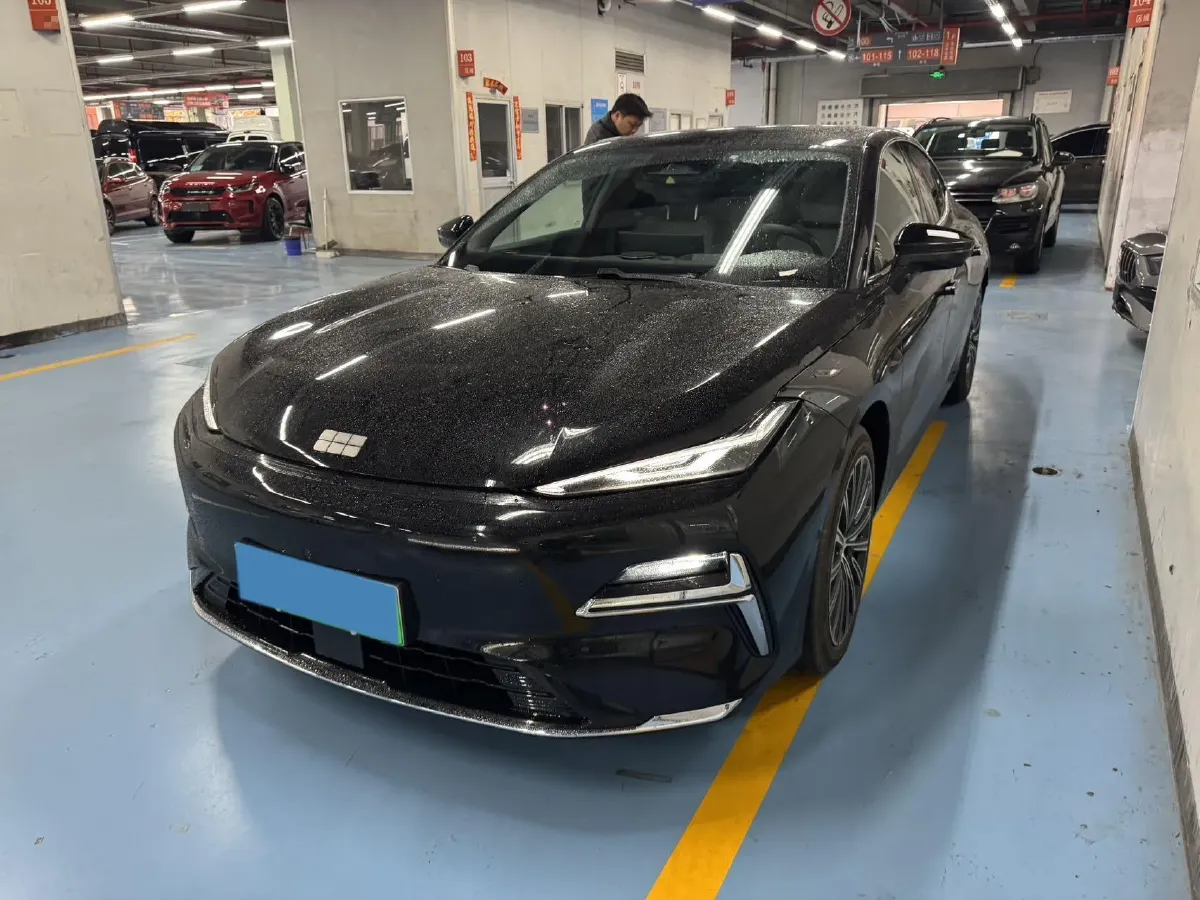 2025 Geely Galaxy Starshine 8 1.5L 112HP L4 1DHT PHEV,autocango,china used car exporter,china ev exporter,chinese used car exporter,chinese used ev exporter