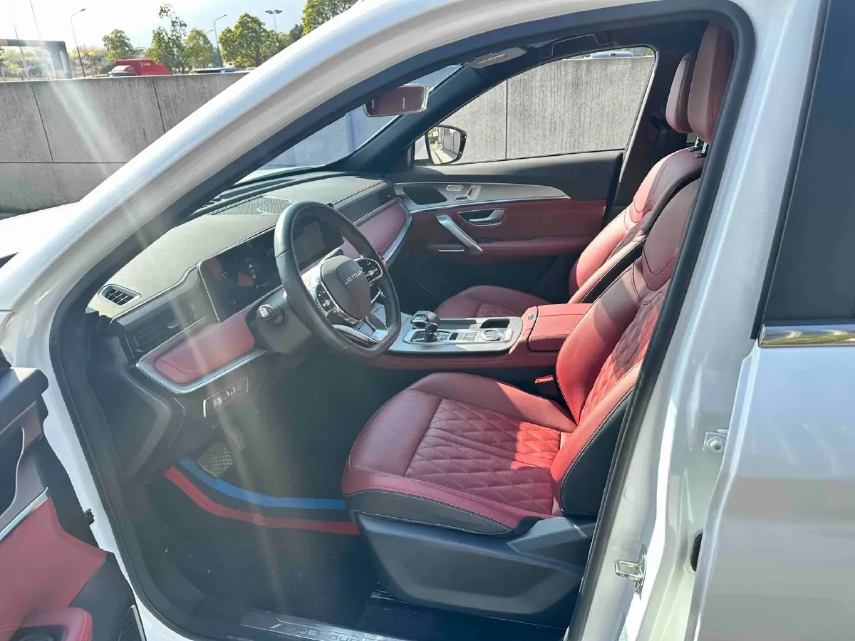 2023 Jetour X70 Plus 1.5T 156HP L4 CVT,autocango,china used car exporter,china ev exporter,chinese used car exporter,chinese used ev exporter