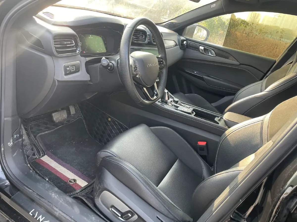 2021 LYNK&CO 03 2.0T 190HP L4 6AT,autocango,china used car exporter,china ev exporter,chinese used car exporter,chinese used ev exporter