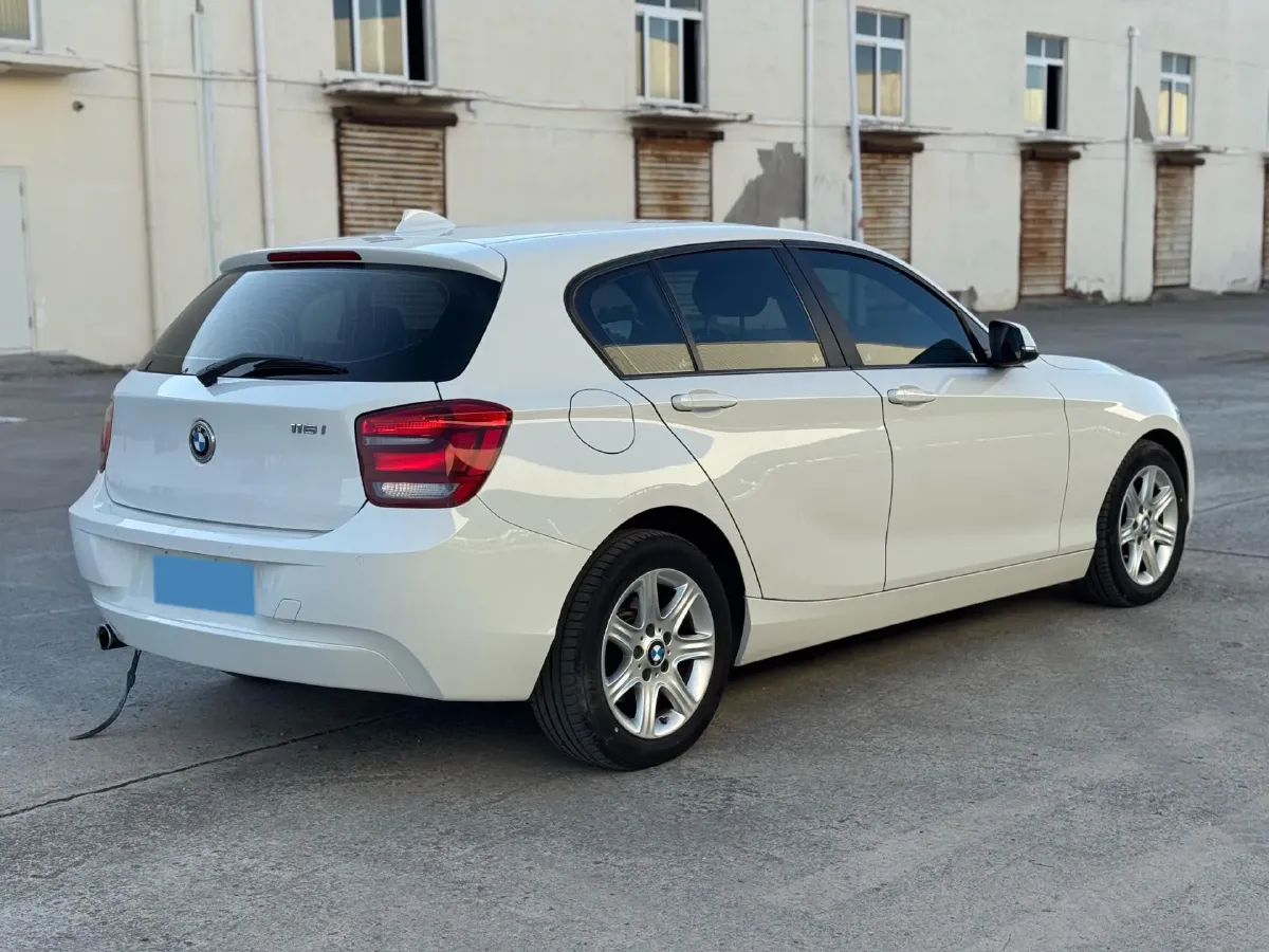 2013 BMW 1 Series 1.6T 136HP L4 8AT,autocango,china used car exporter,china ev exporter,chinese used car exporter,chinese used ev exporter